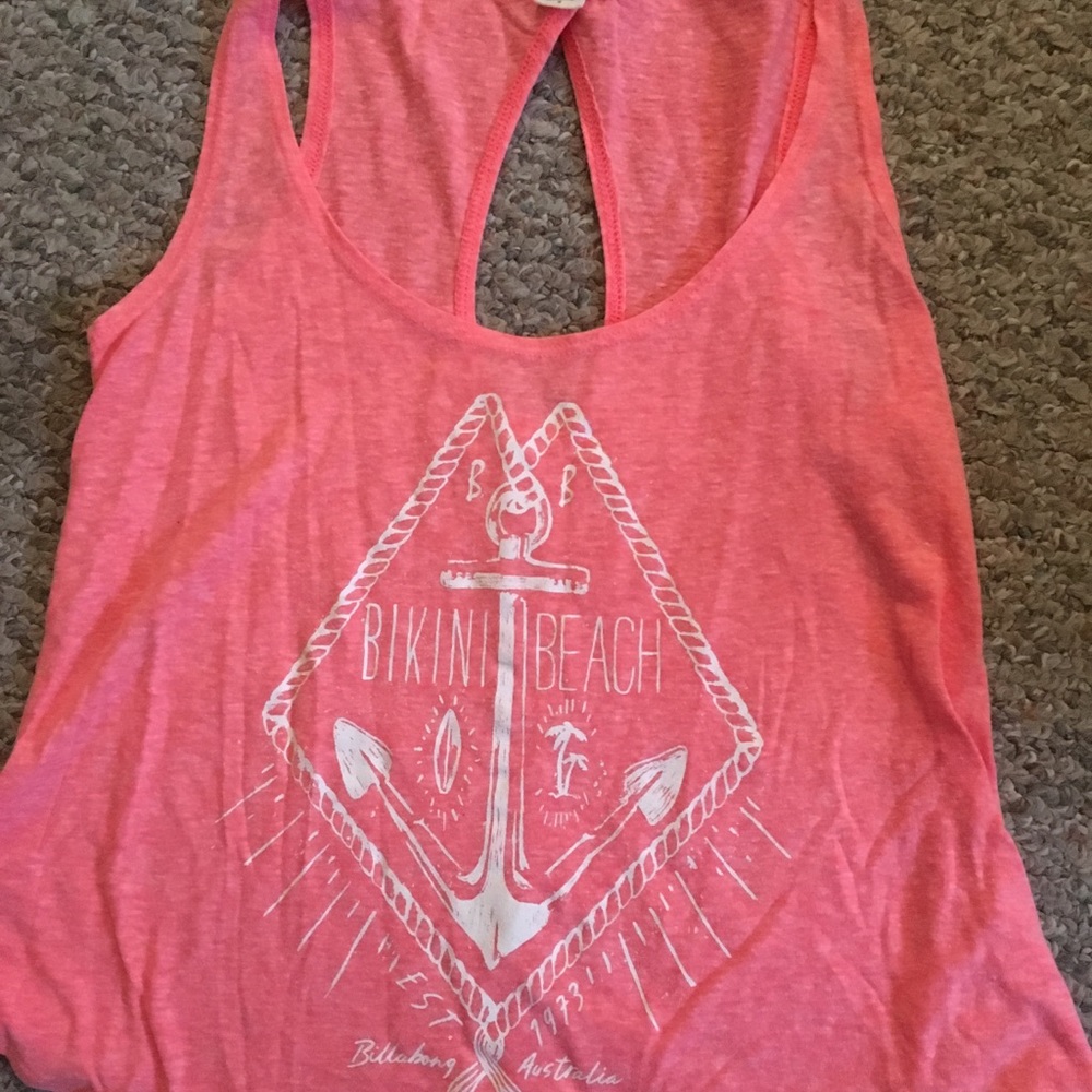 Billabong Tank 🌟